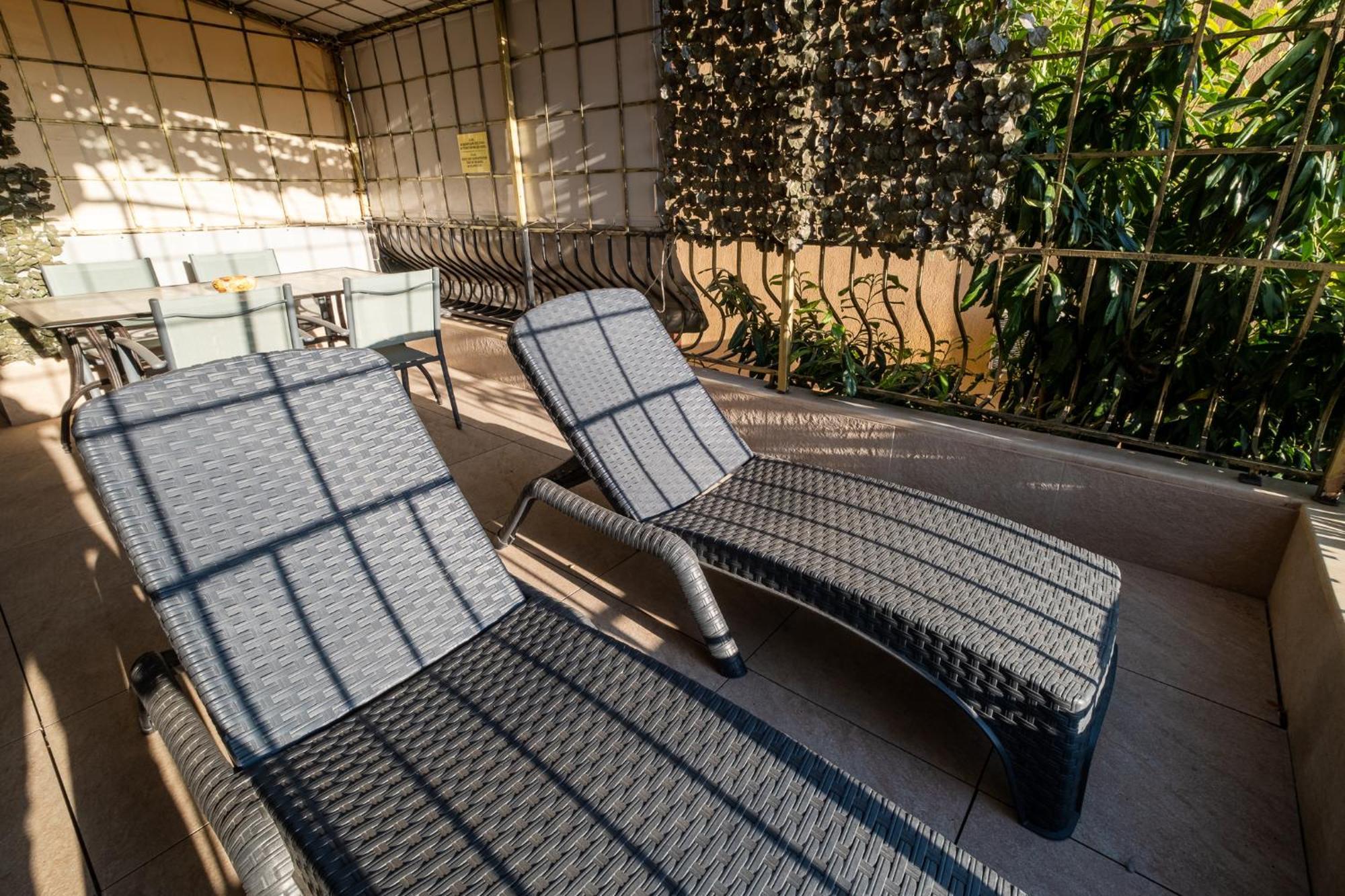 Roman Thermae 2Bdrm Sunny Apartment Varna Dış mekan fotoğraf
