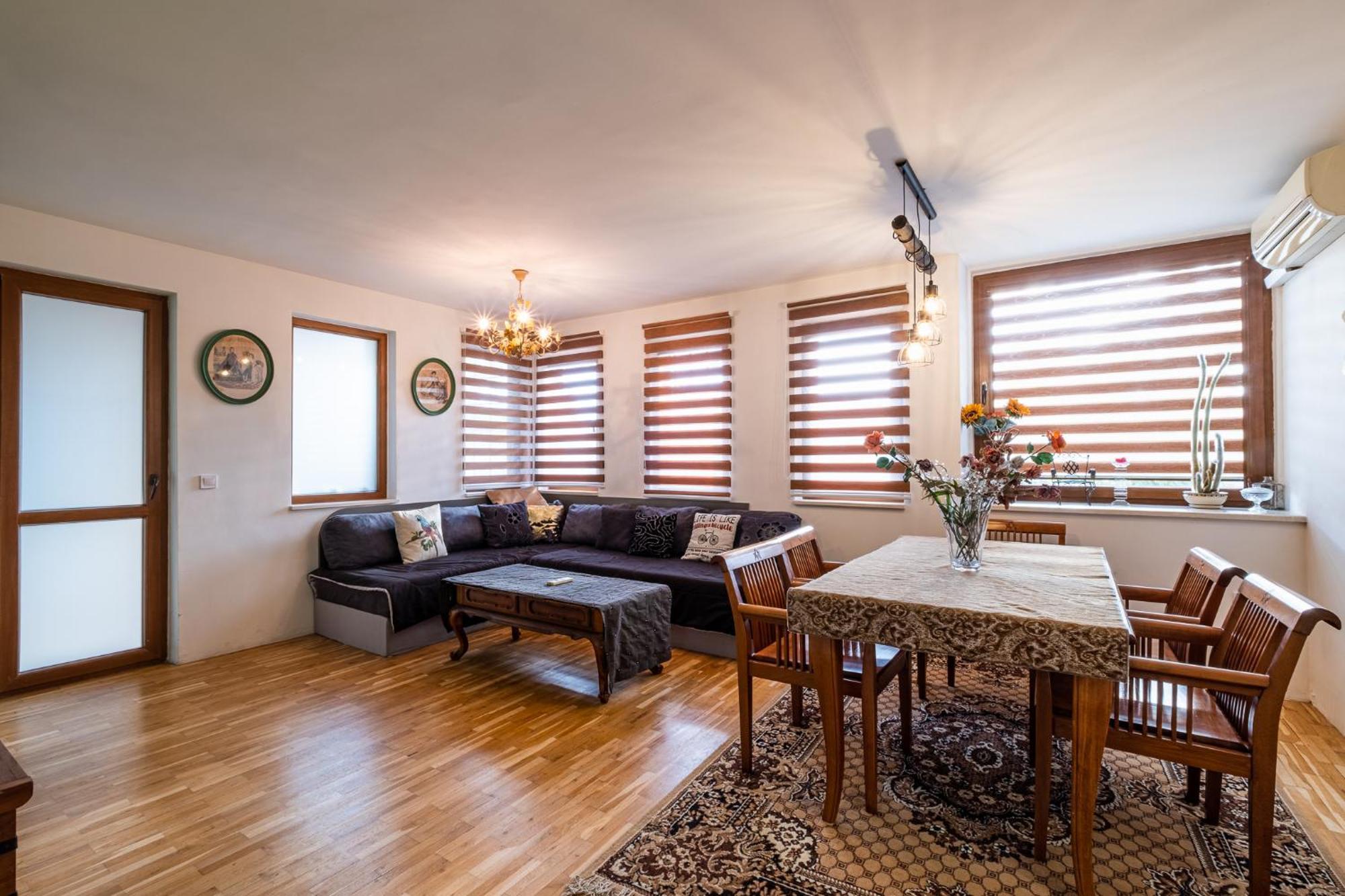 Roman Thermae 2Bdrm Sunny Apartment Varna Dış mekan fotoğraf
