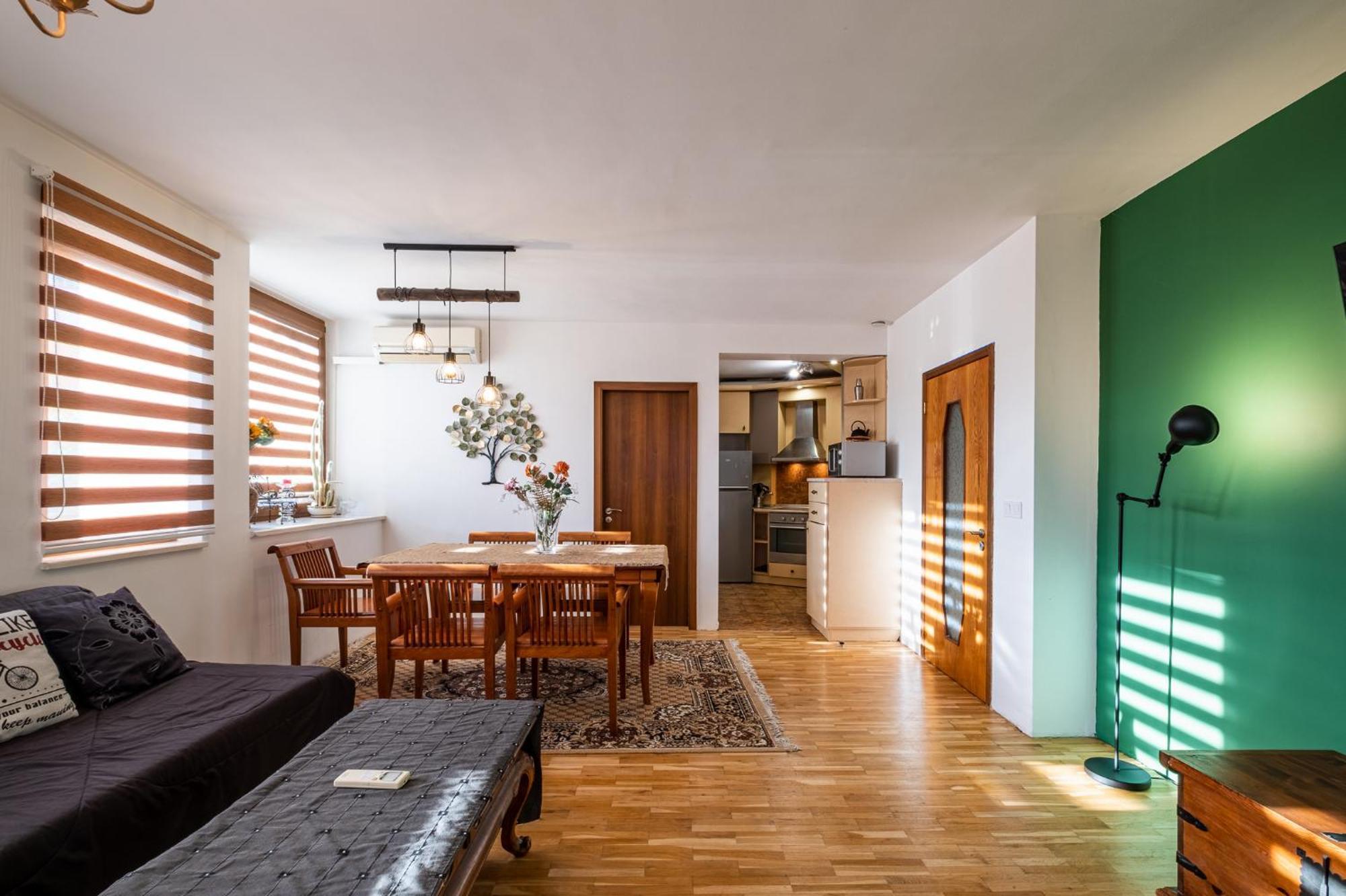 Roman Thermae 2Bdrm Sunny Apartment Varna Dış mekan fotoğraf