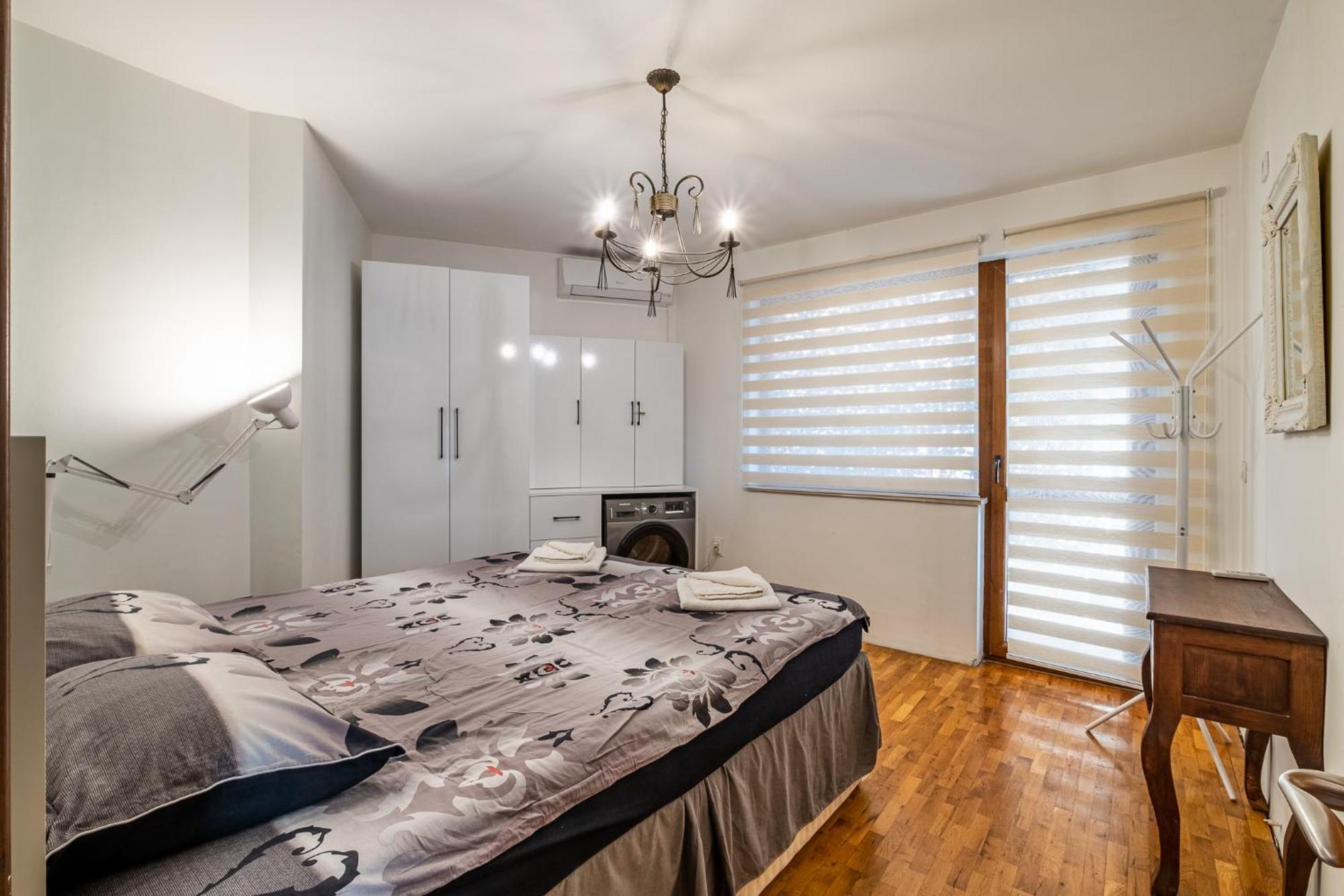 Roman Thermae 2Bdrm Sunny Apartment Varna Dış mekan fotoğraf